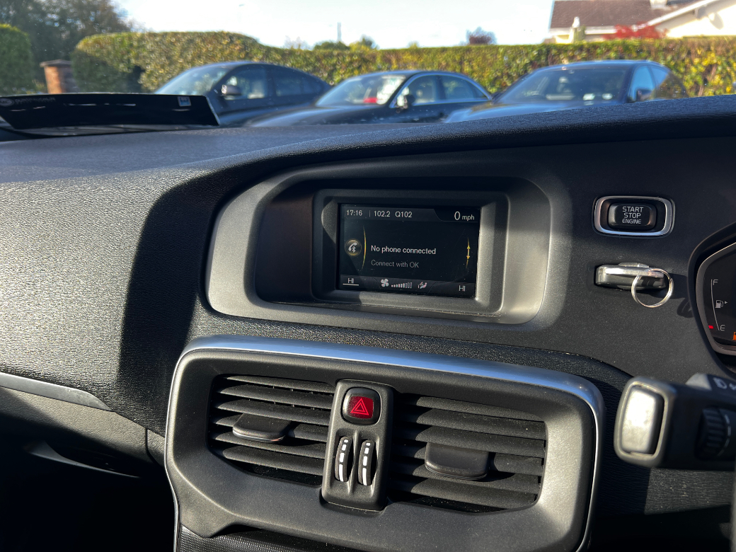 2016 Volvo V40