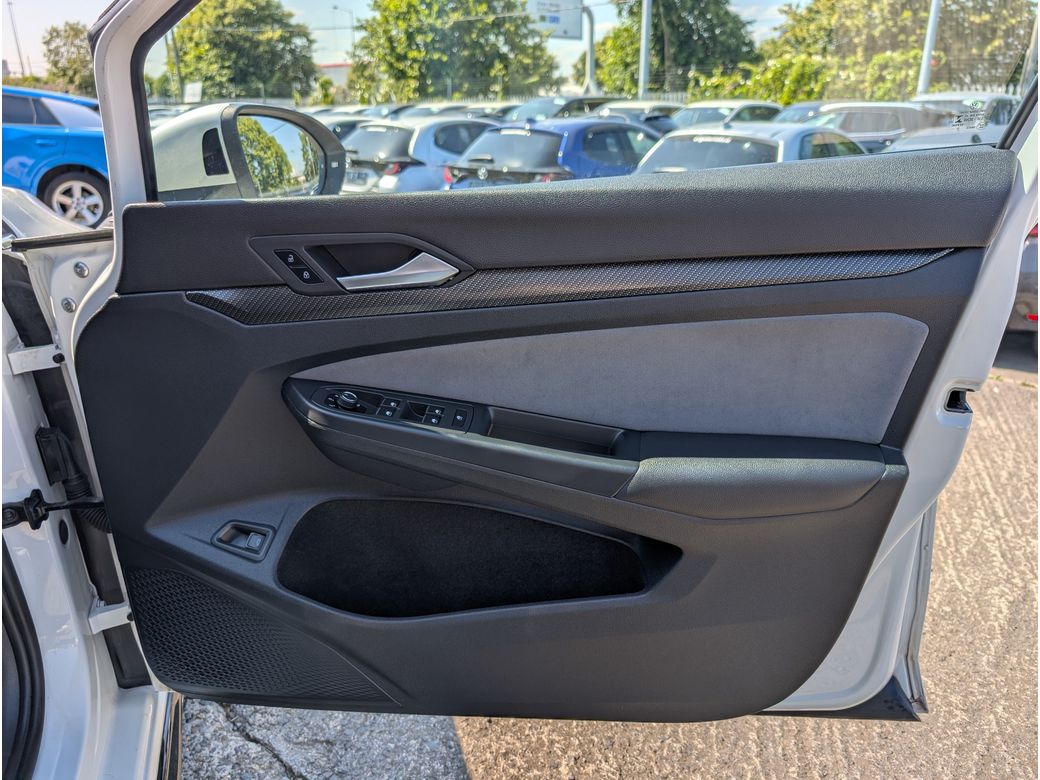2023 Volkswagen Golf