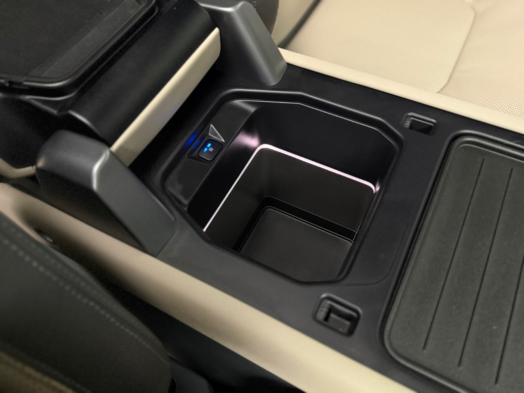 2024 Land Rover Defender