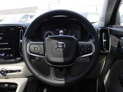 2021 Volvo XC40