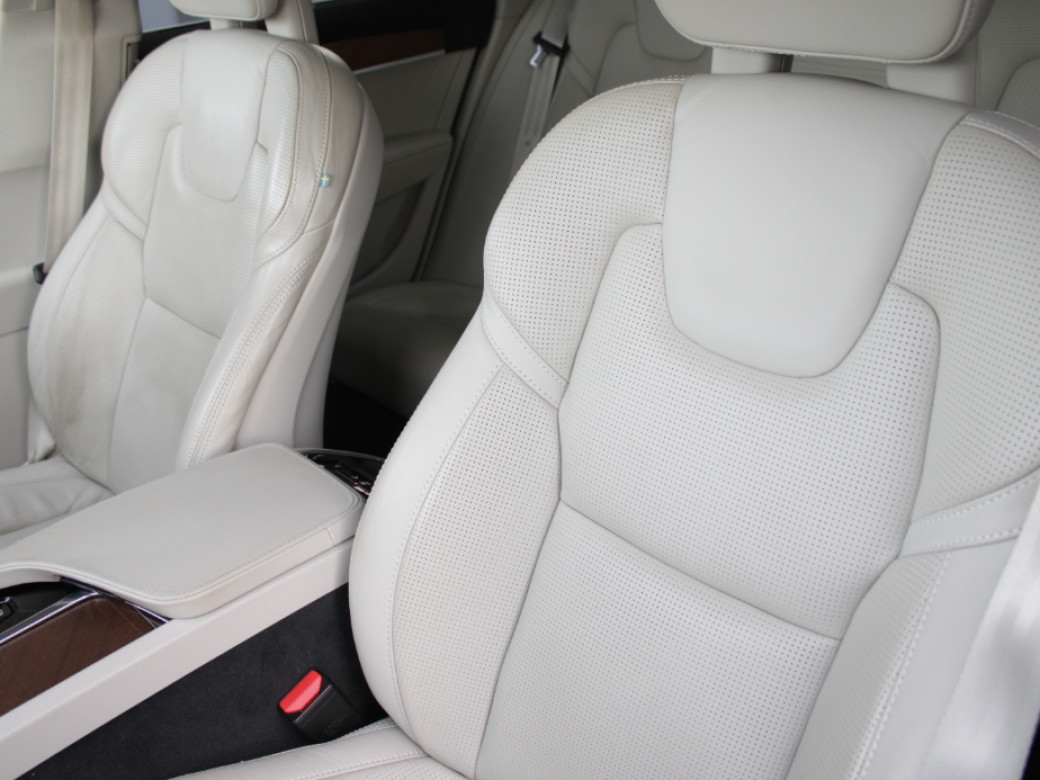 2018 Volvo S90