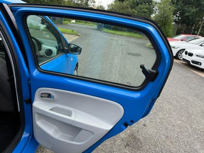 2014 Volkswagen up!
