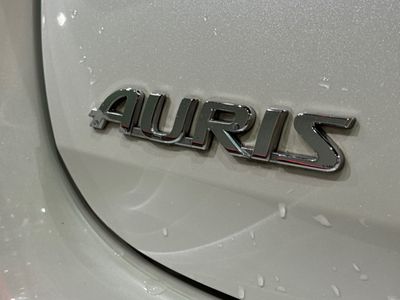 2017 Toyota Auris