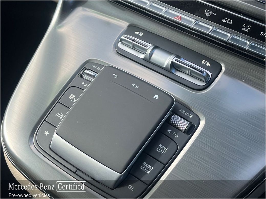 2025 Mercedes-Benz V Class