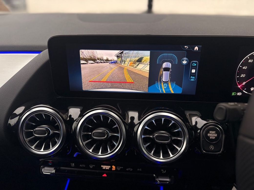 2025 Mercedes-Benz GLA Class