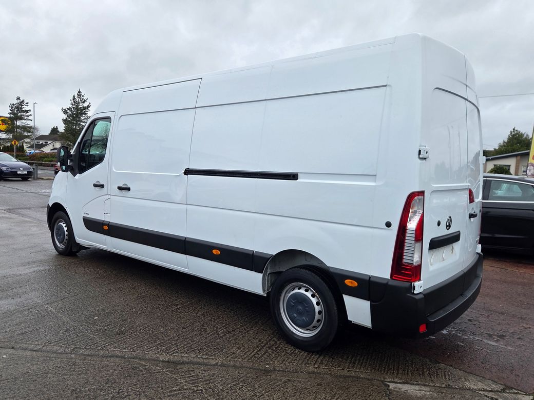 2021 Vauxhall Movano