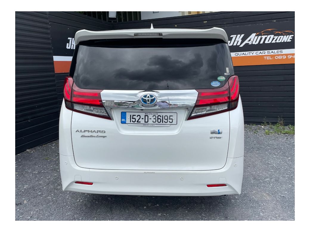 2015 Toyota Alphard