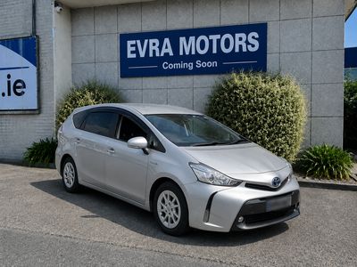2019 Toyota Prius Alpha
