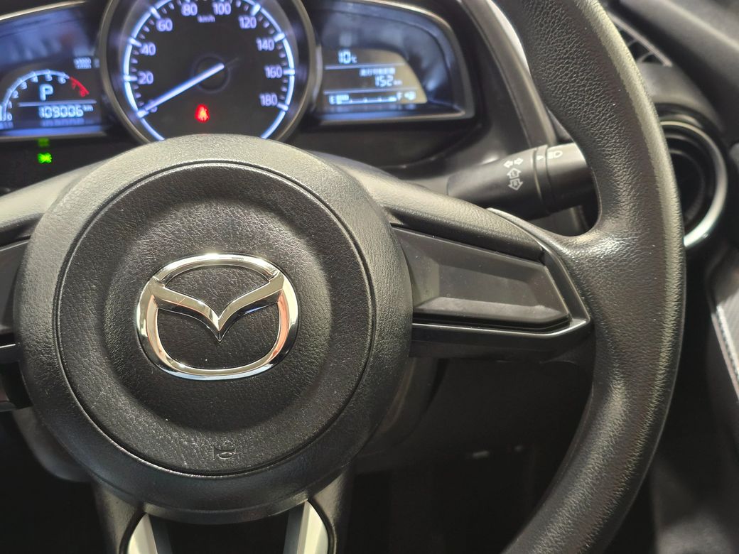 2019 Mazda Demio