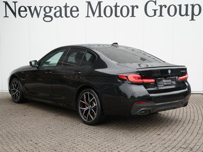 2022 BMW 530