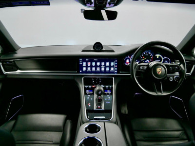 2023 Porsche Panamera