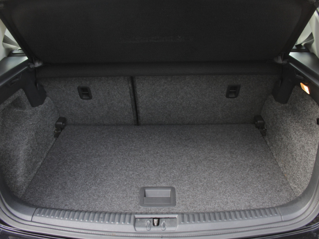 2017 Volkswagen Polo