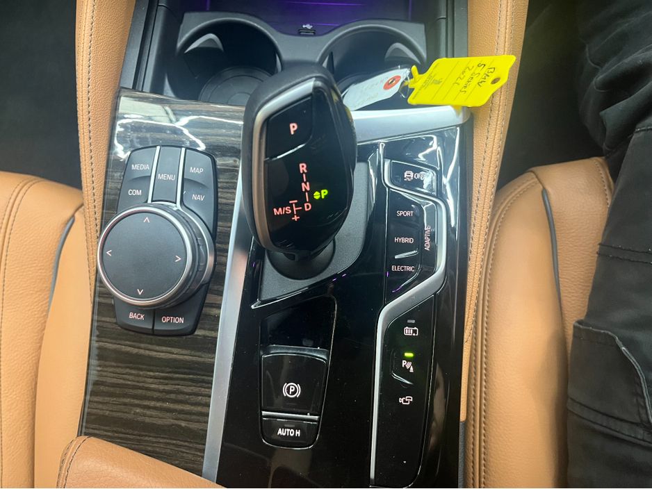 2021 BMW 5 Series
