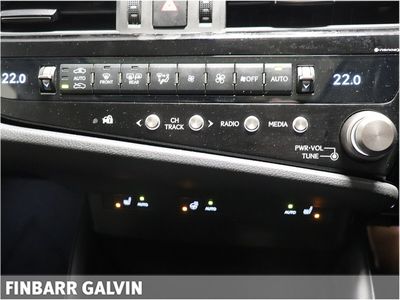 2023 Lexus ES 300h