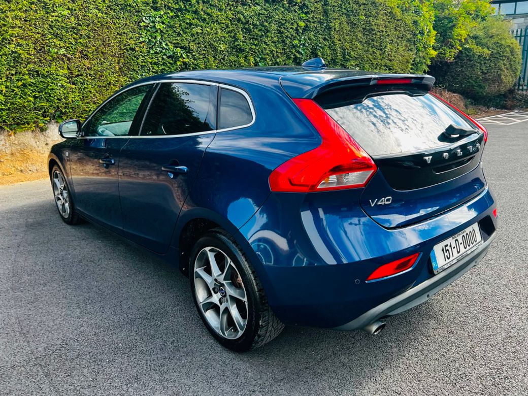2015 Volvo V40