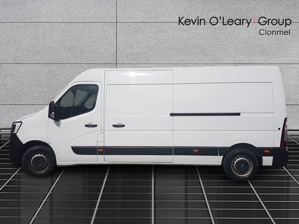 2023 Renault Master
