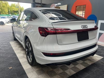 2022 Audi e-tron