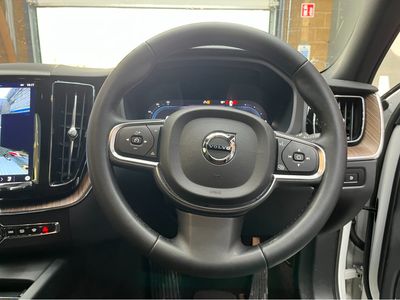 2022 Volvo XC60