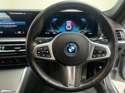 2022 BMW i4