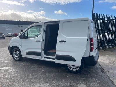 2023 Peugeot Partner