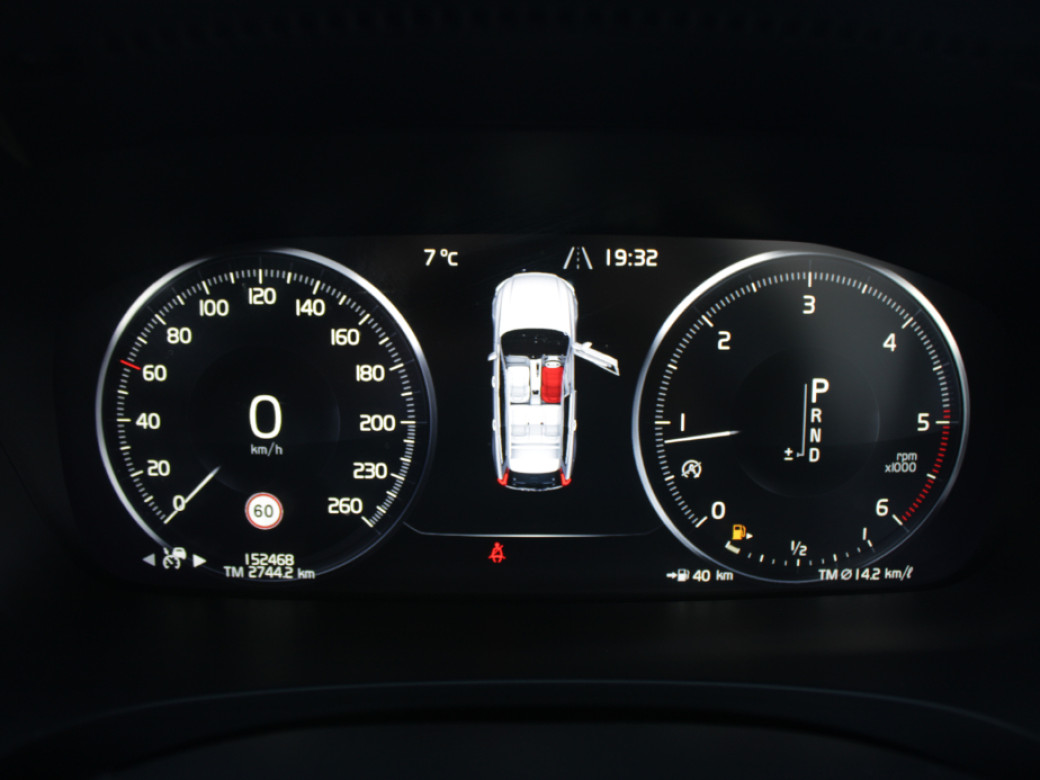 2019 Volvo V90 Cross Country