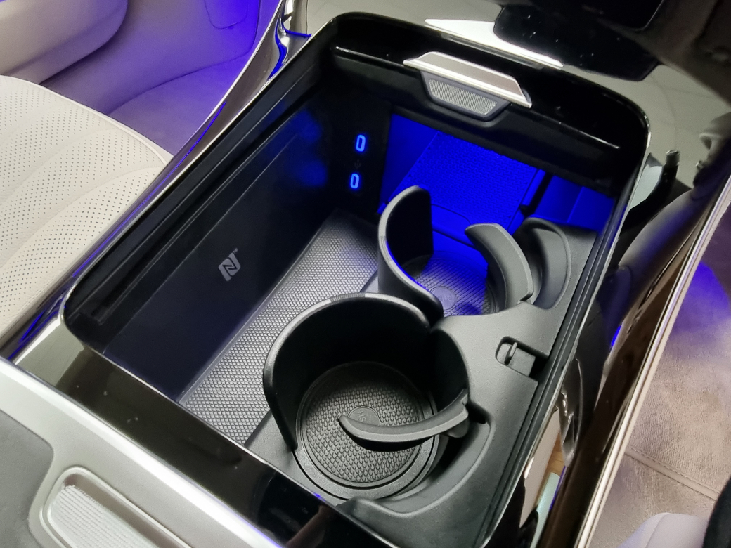 2022 Mercedes-Benz EQS