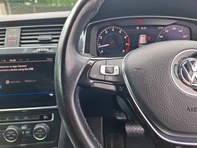 2019 Volkswagen Golf
