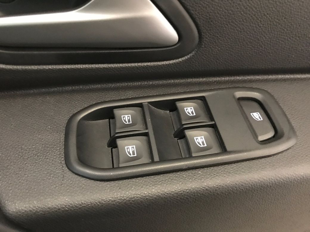 2023 Dacia Duster