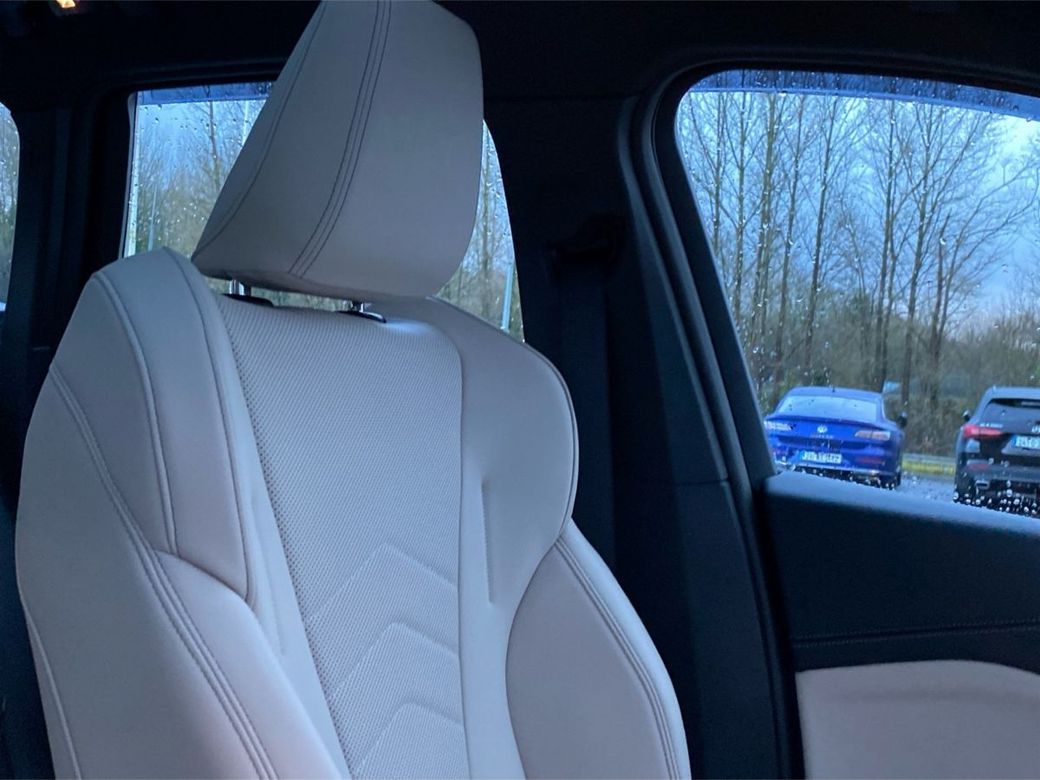 2025 BMW iX1