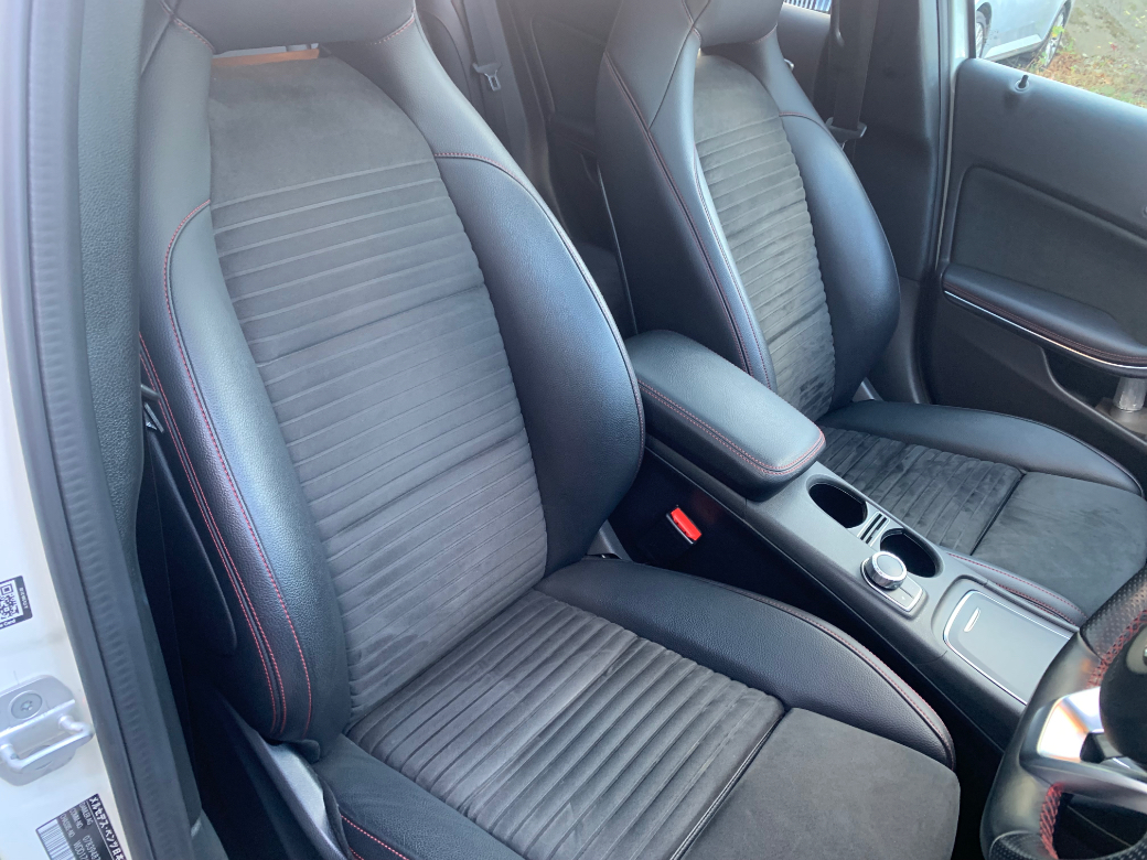 2017 Mercedes-Benz A 180