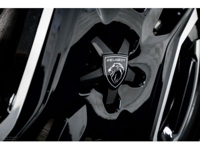 2025 Peugeot 5008