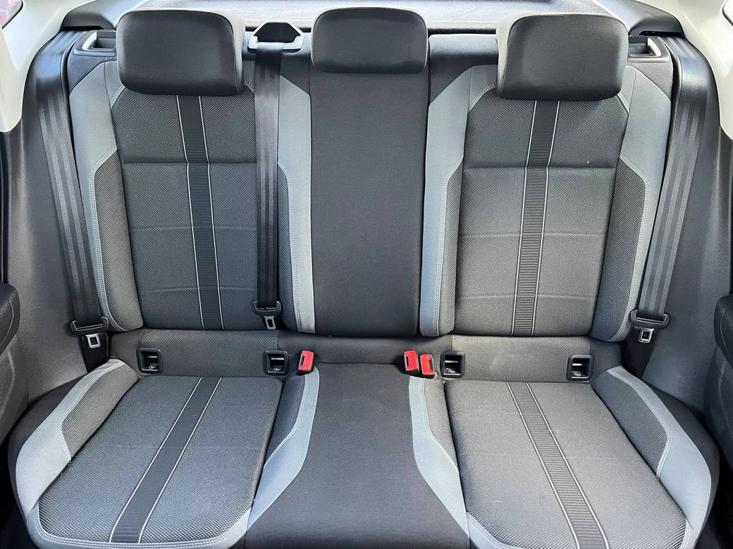 2018 Volkswagen Polo