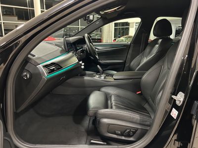 2021 BMW 5 Series