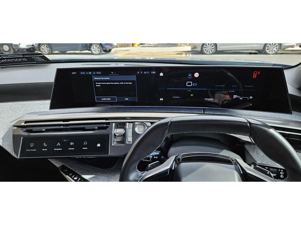 2025 Peugeot 5008