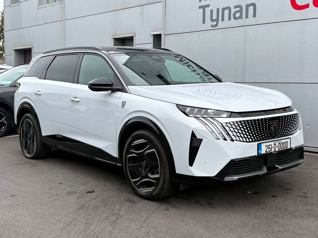 2025 Peugeot 5008