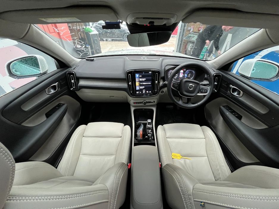 2021 Volvo XC40