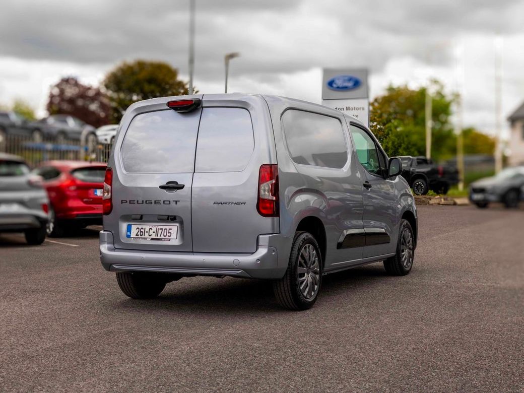 2026 Peugeot Partner