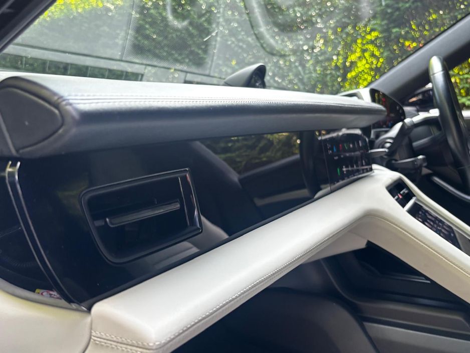 2023 Porsche Taycan