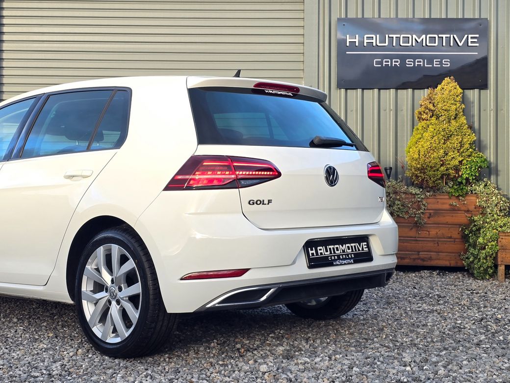 2017 Volkswagen Golf