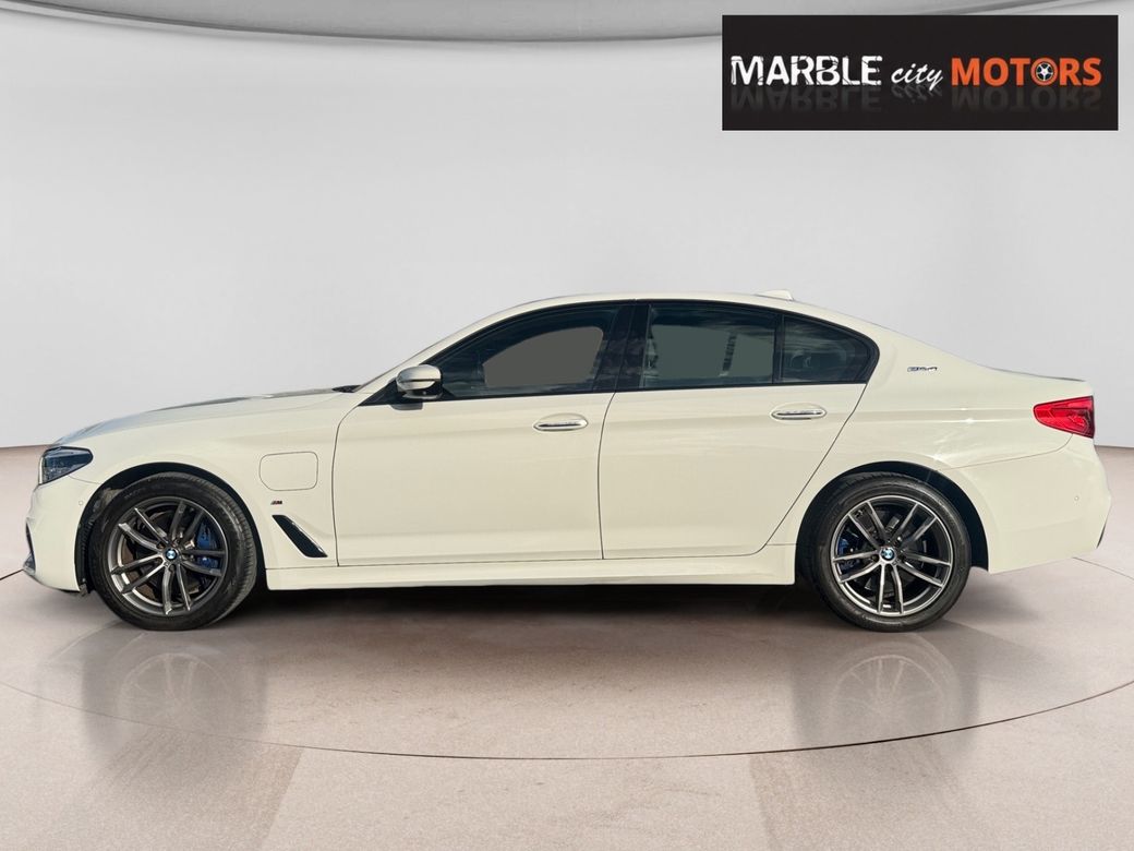2019 BMW 530