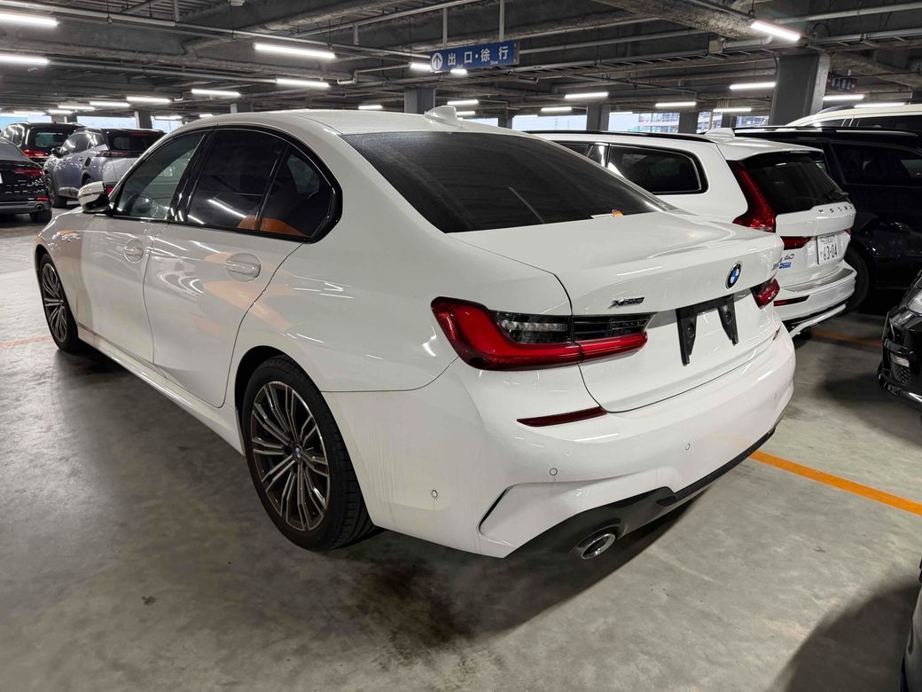 2020 BMW 320
