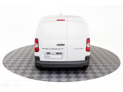 2025 Peugeot Partner