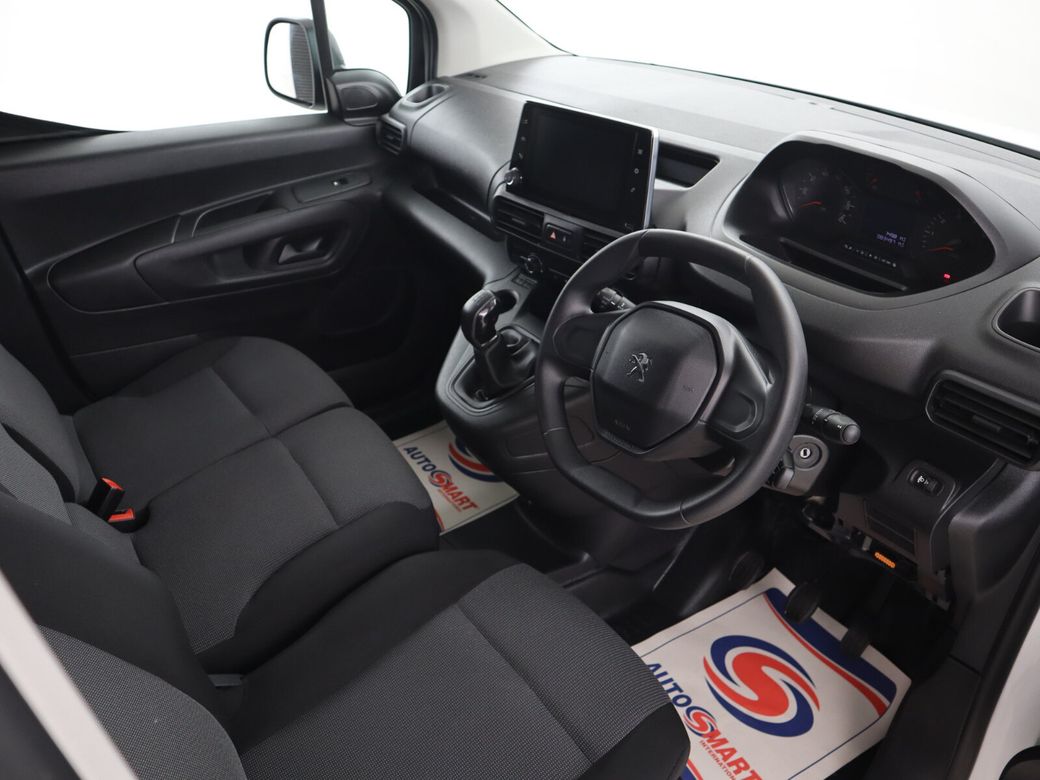 2021 Peugeot Partner