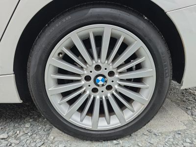2017 BMW 320