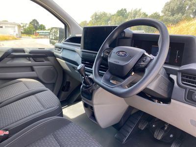 2025 Ford Transit Custom