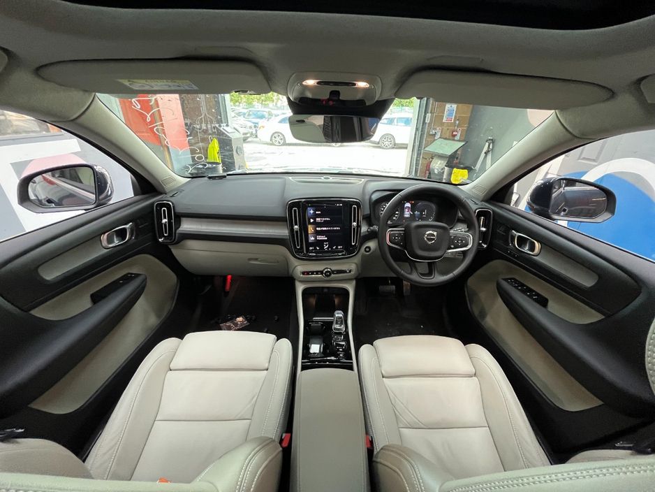 2021 Volvo XC40