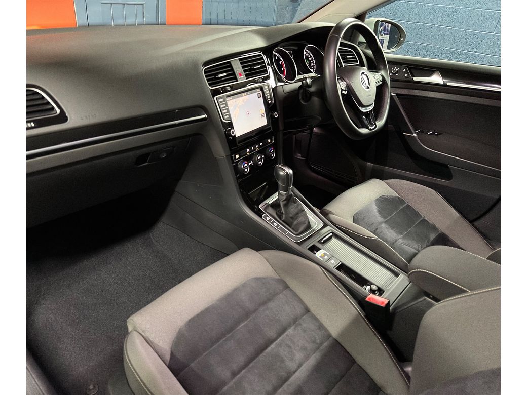 2016 Volkswagen Golf