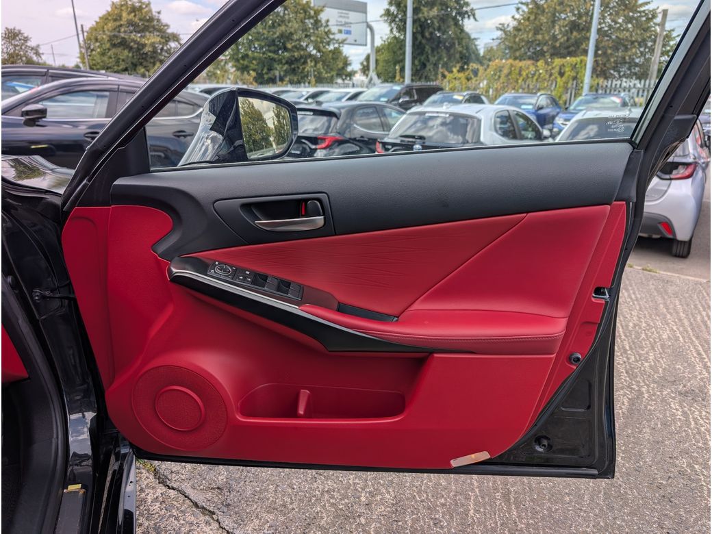 2021 Lexus IS 300h