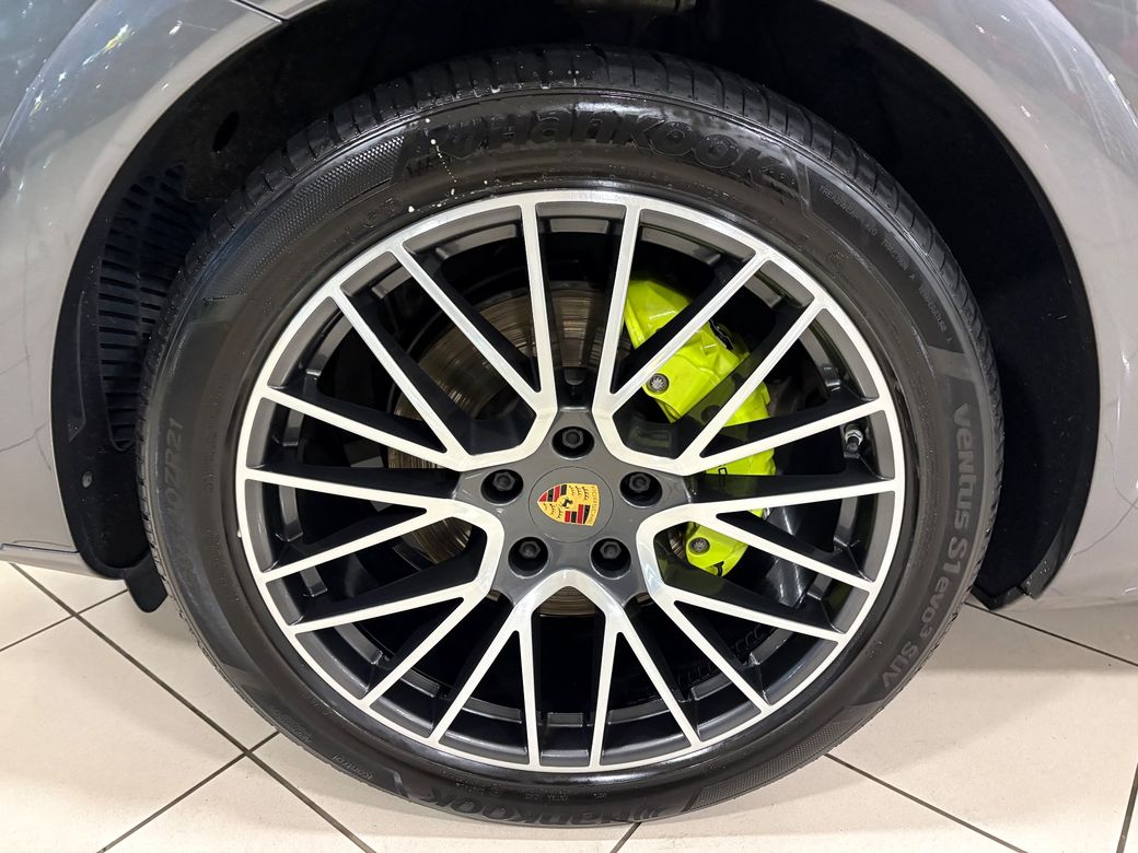 2020 Porsche Cayenne