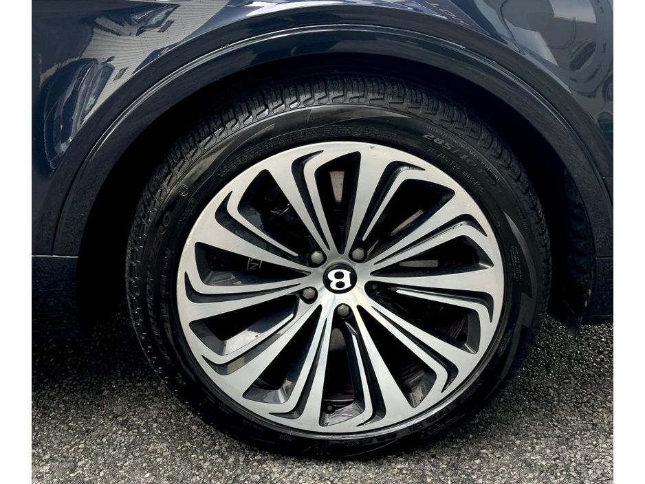 2022 Bentley Bentayga